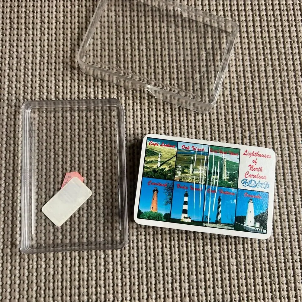 Vintage Lighthouses of North Carolina Souvenir Playing Cards – Made in Hong Kong